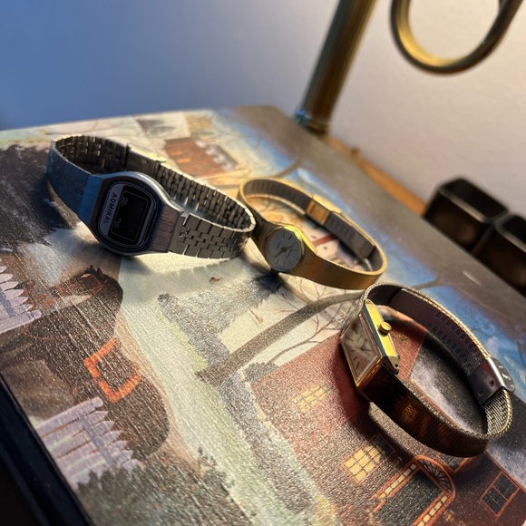 Vintage watches - Armitron, Pulsar, Admiral - Picture 2 of 8